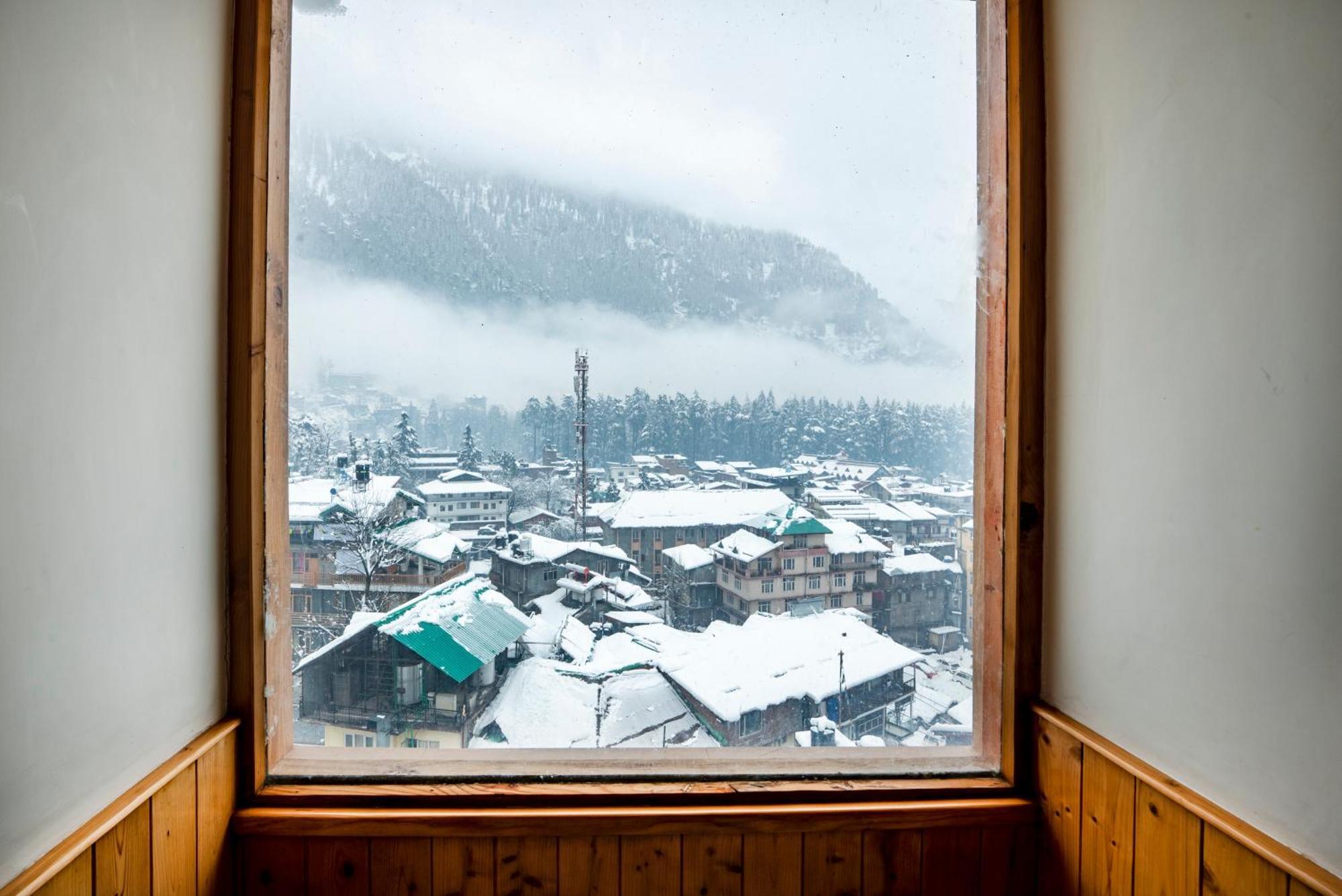 Treebo Premium Sattva With Mountain View Ξενοδοχείο Manāli Εξωτερικό φωτογραφία