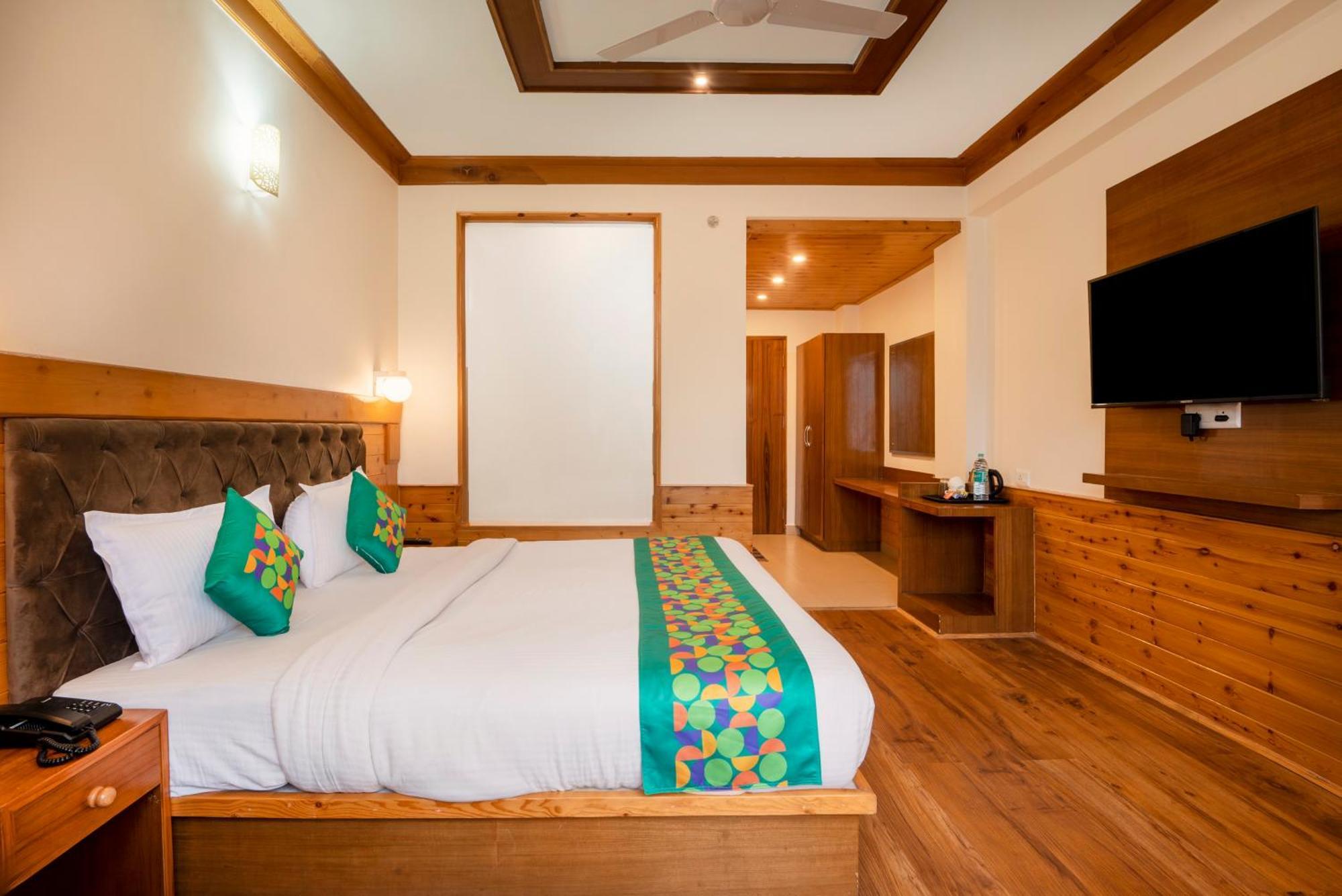 Treebo Premium Sattva With Mountain View Ξενοδοχείο Manāli Εξωτερικό φωτογραφία