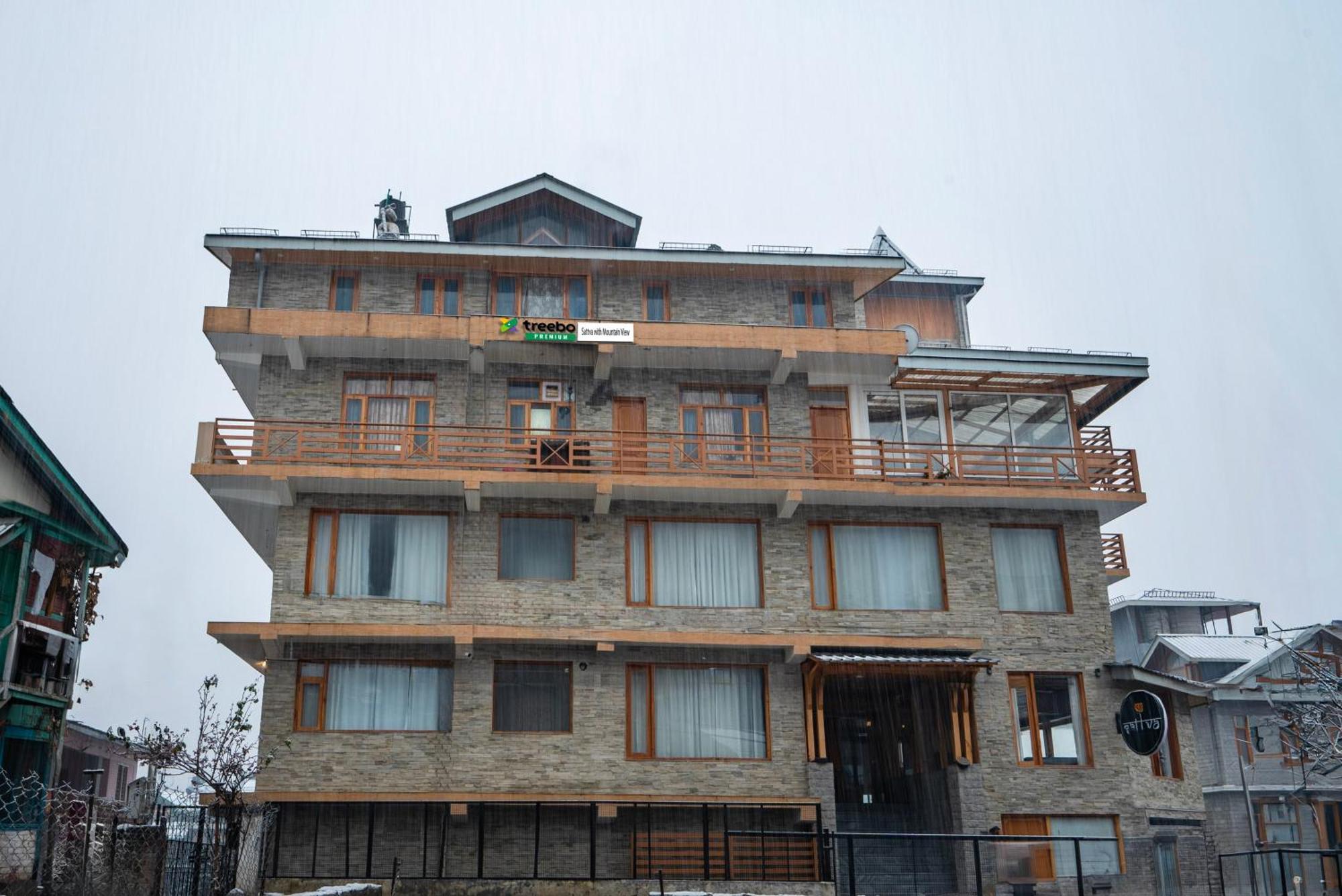 Treebo Premium Sattva With Mountain View Ξενοδοχείο Manāli Εξωτερικό φωτογραφία