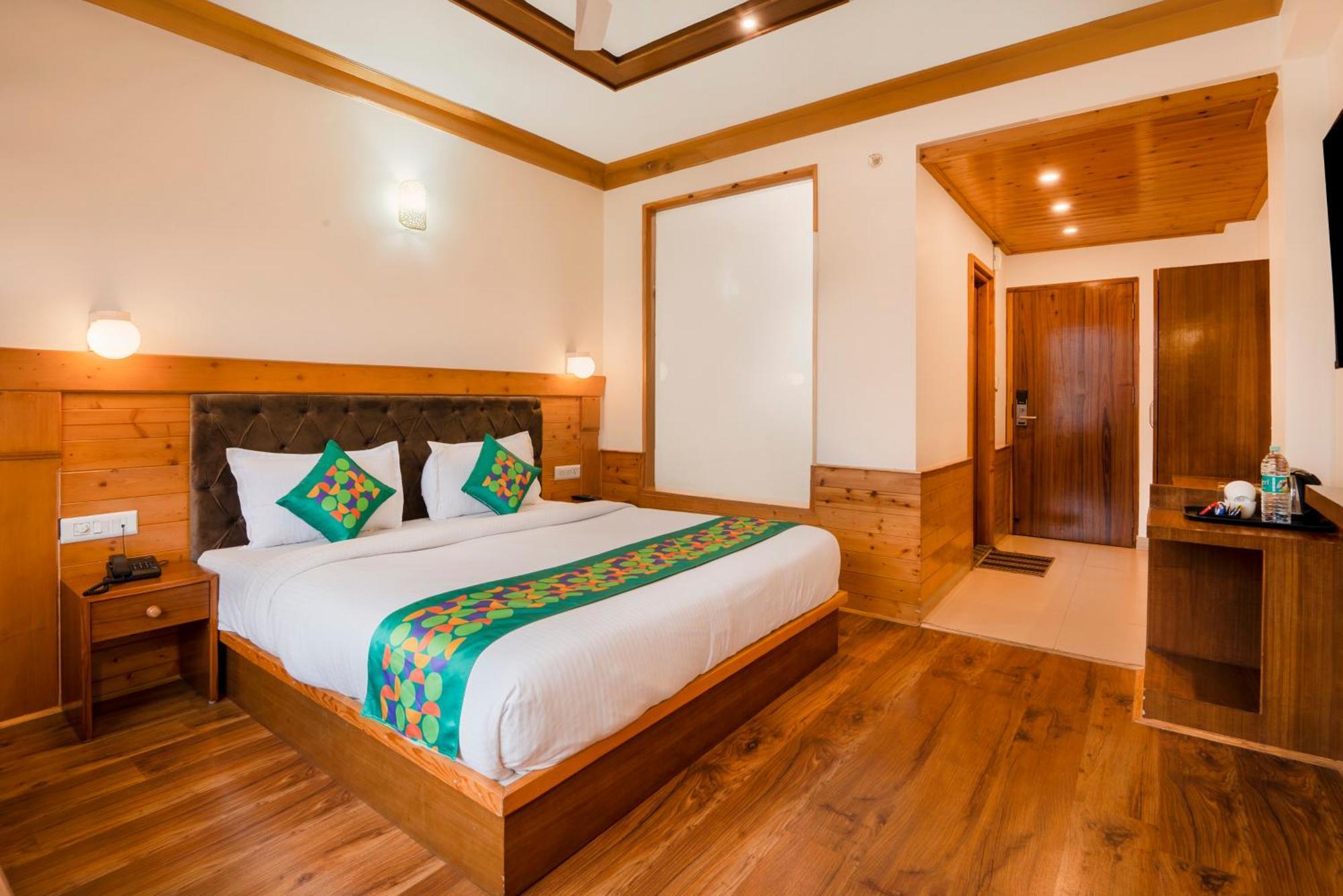 Treebo Premium Sattva With Mountain View Ξενοδοχείο Manāli Εξωτερικό φωτογραφία
